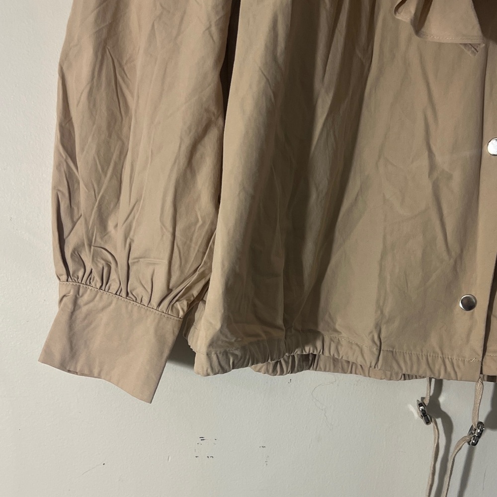 MAZIK
Latte Ruffle Jacket medium - Picture 7 of 10